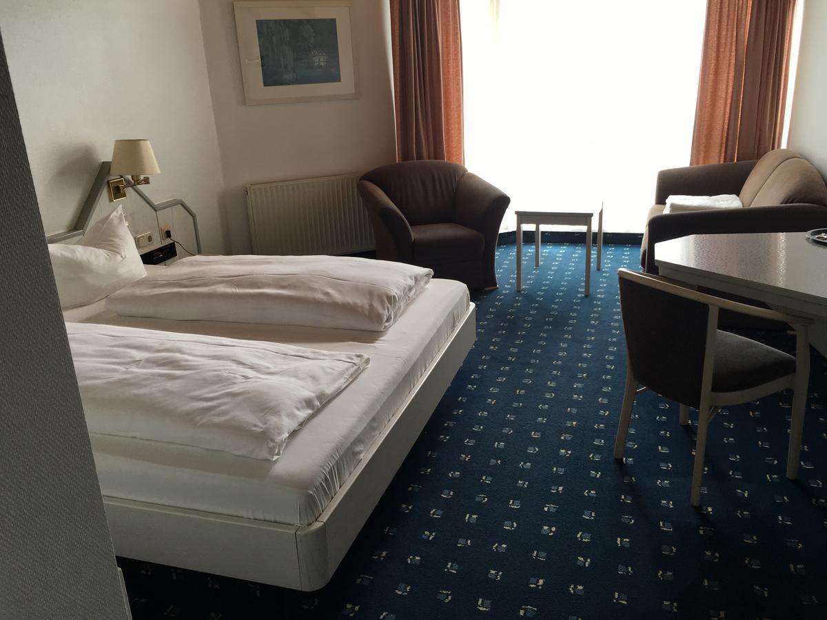 Hotel-Restaurant Hochwiesmuhle Bexbach Zewnętrze zdjęcie