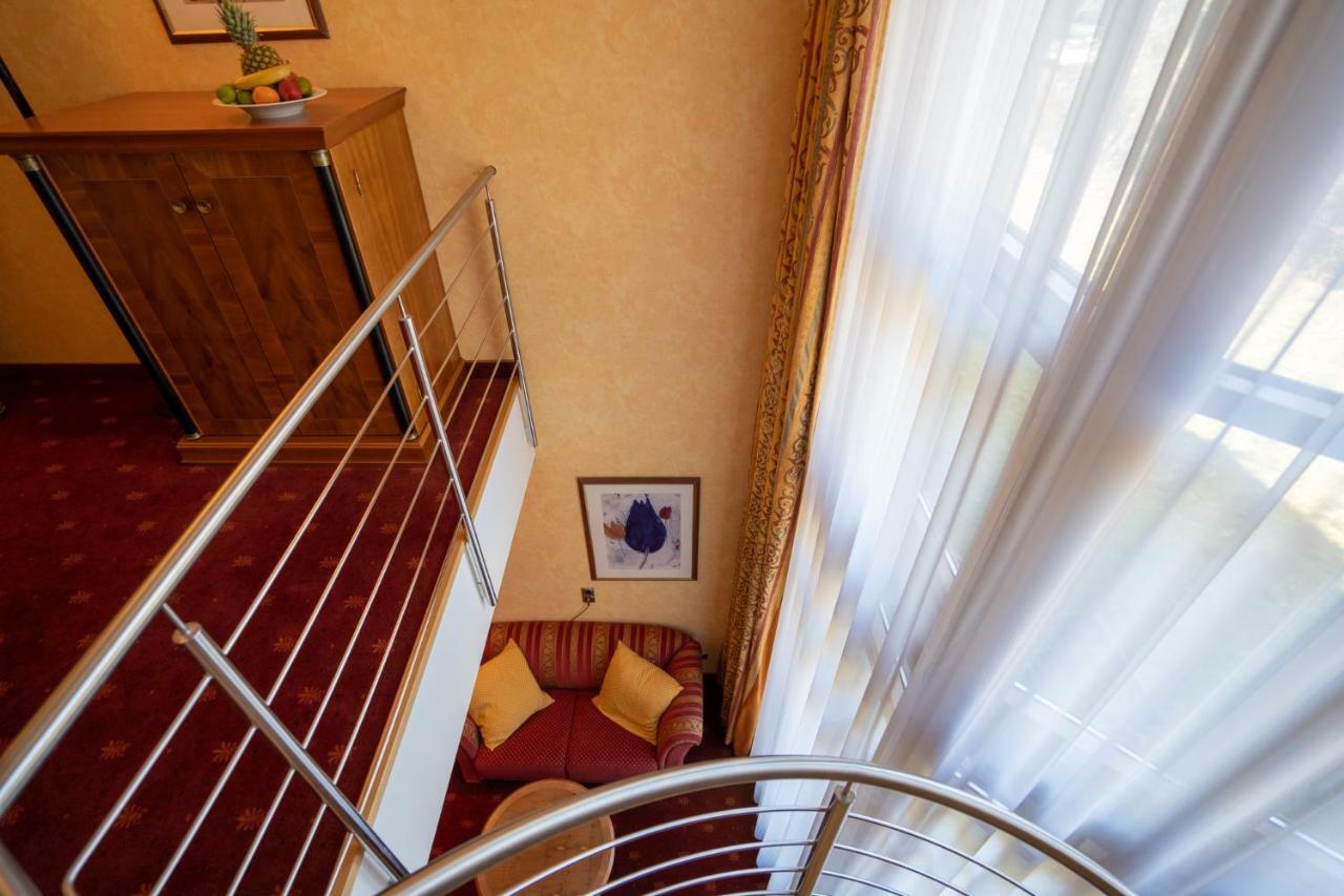 Hotel-Restaurant Hochwiesmuhle Bexbach Zewnętrze zdjęcie